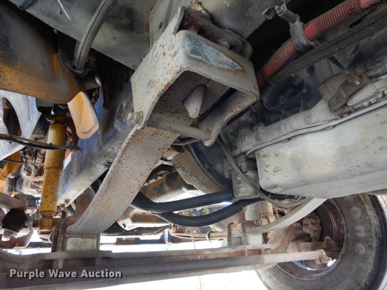 image for item DH6681 2005 Freightliner FS65  school bus