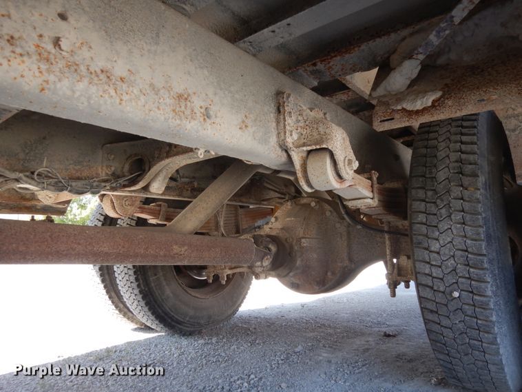 image for item DH6681 2005 Freightliner FS65  school bus