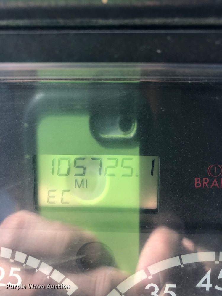 image for item DH6681 2005 Freightliner FS65  school bus