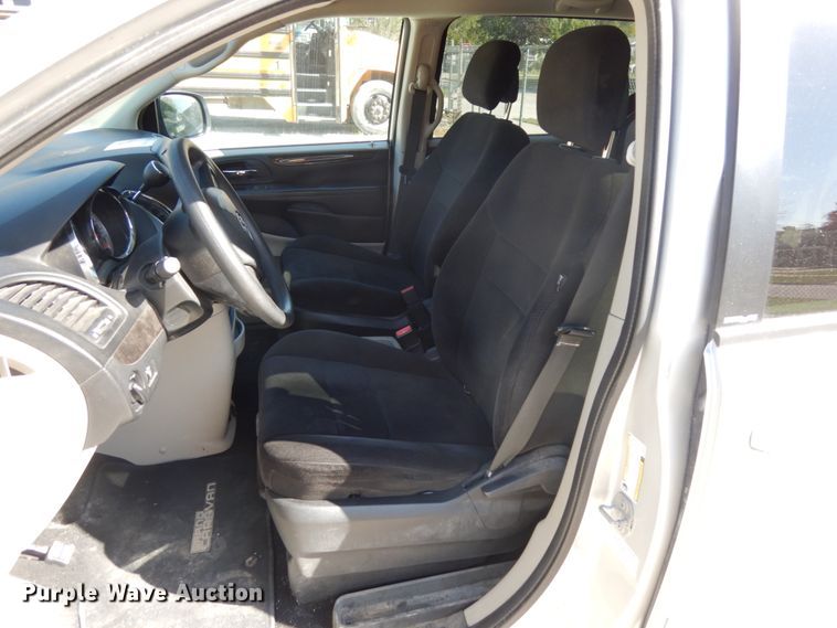 image for item DH6682 2012 Dodge Grand Caravan SE  van