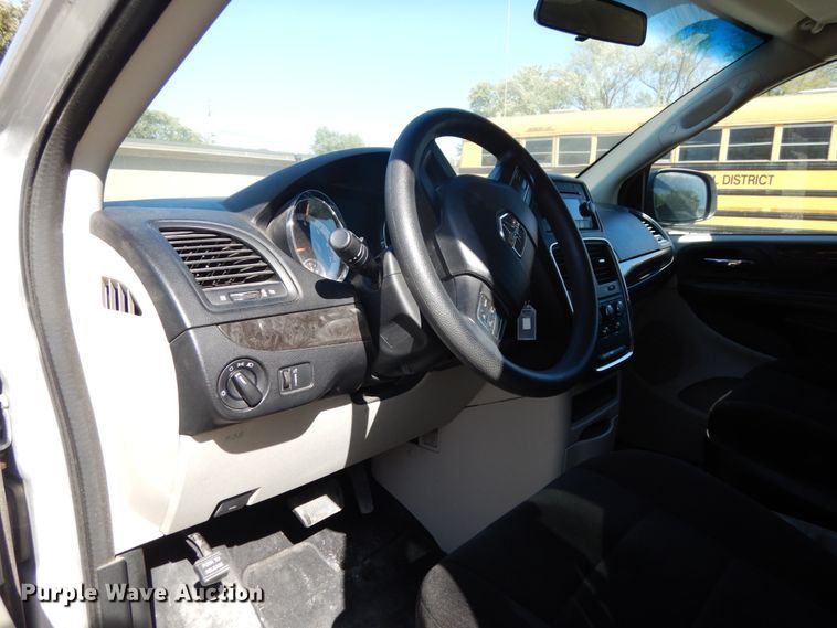 image for item DH6682 2012 Dodge Grand Caravan SE  van