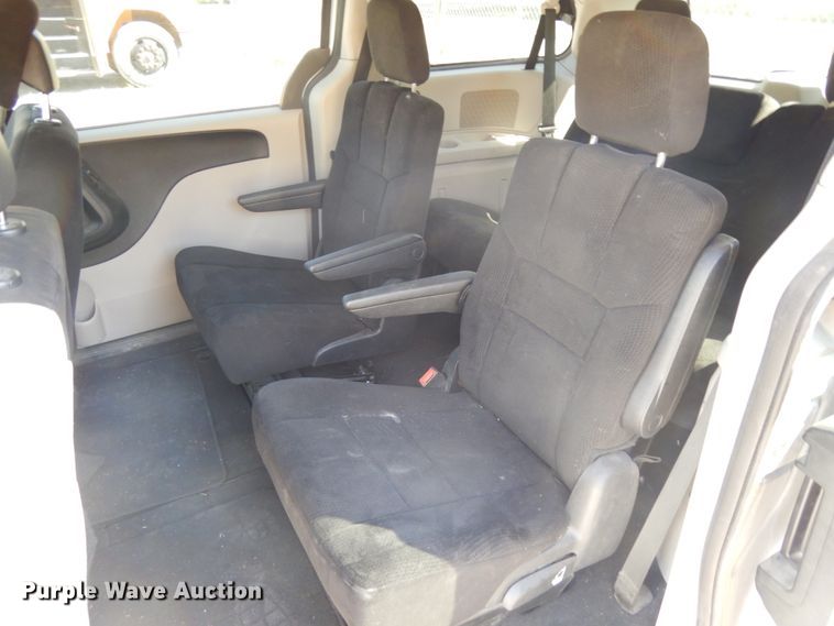 image for item DH6682 2012 Dodge Grand Caravan SE  van