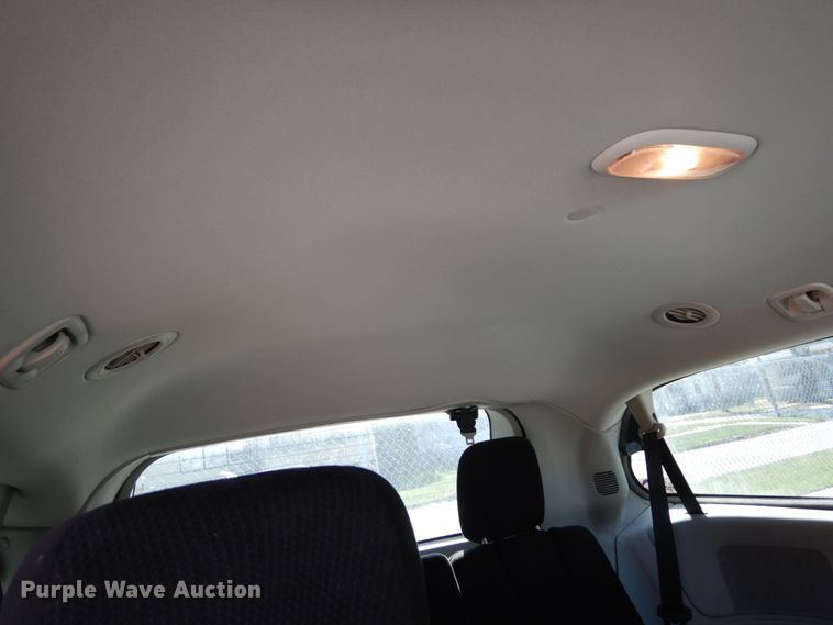 image for item DH6682 2012 Dodge Grand Caravan SE  van