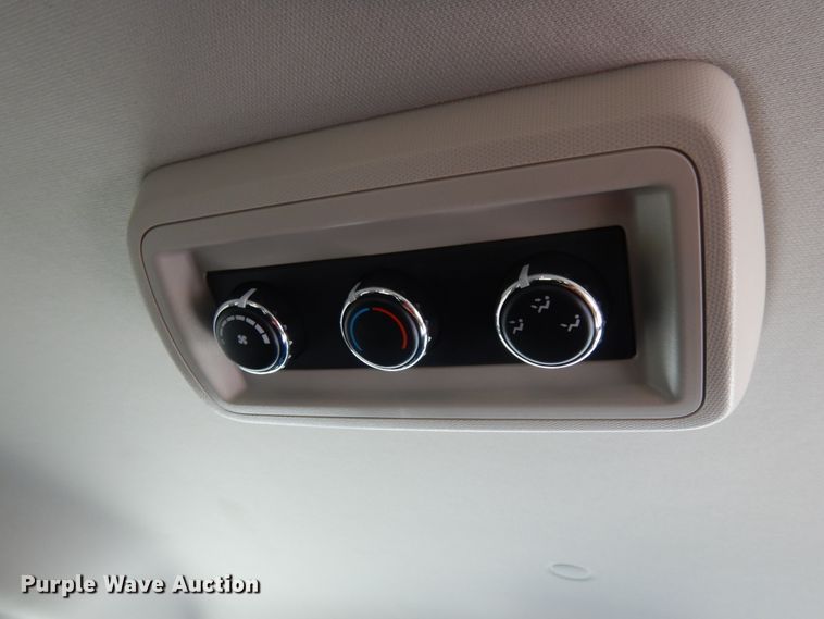 image for item DH6682 2012 Dodge Grand Caravan SE  van