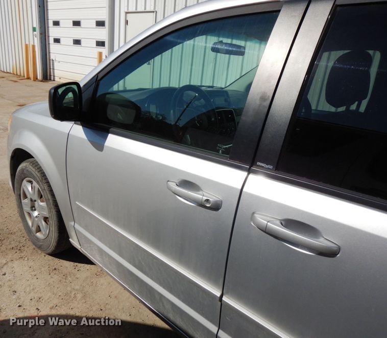 image for item DH6683 2012 Dodge Grand Caravan SE  van