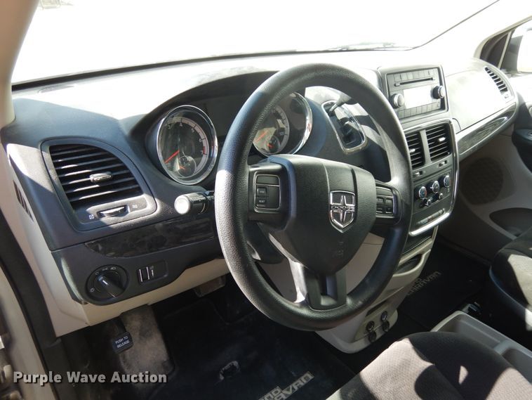 image for item DH6683 2012 Dodge Grand Caravan SE  van