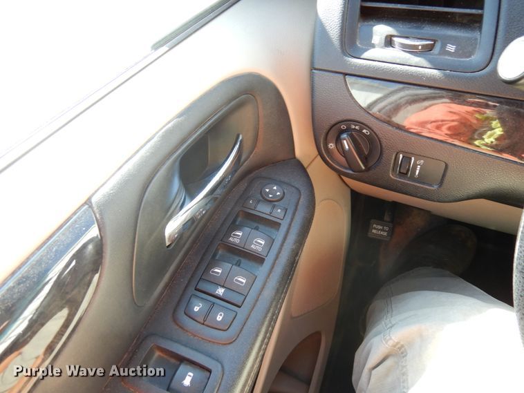 image for item DH6683 2012 Dodge Grand Caravan SE  van