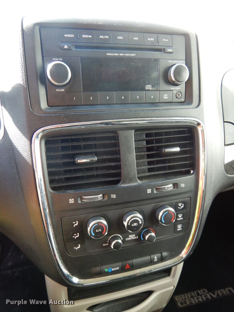 image for item DH6683 2012 Dodge Grand Caravan SE  van