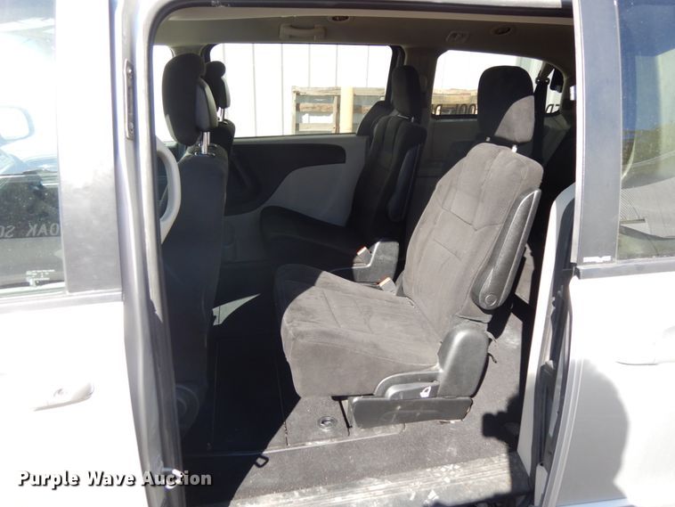 image for item DH6683 2012 Dodge Grand Caravan SE  van