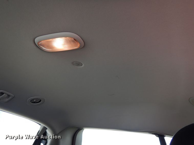 image for item DH6683 2012 Dodge Grand Caravan SE  van