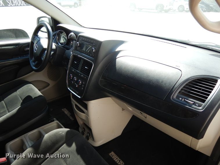 image for item DH6683 2012 Dodge Grand Caravan SE  van