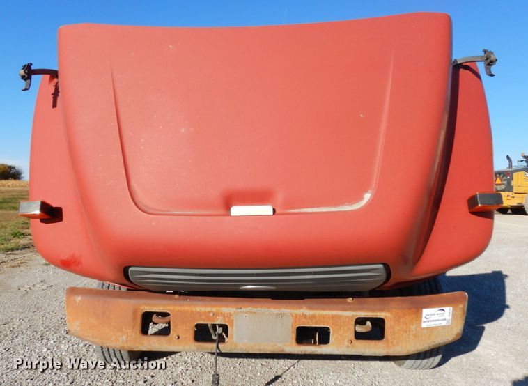 image for item DH6702 1995 Ford F800  dump flatbed truck