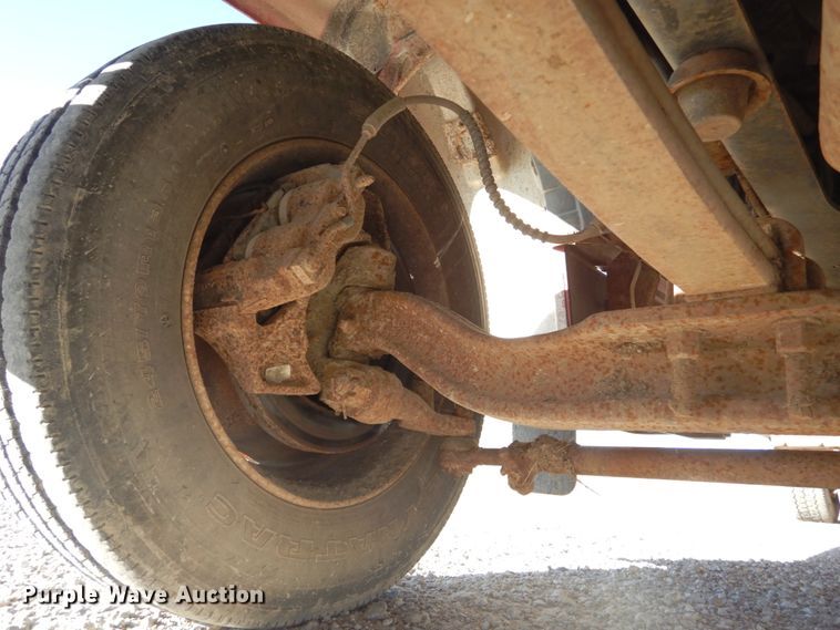 image for item DH6702 1995 Ford F800  dump flatbed truck