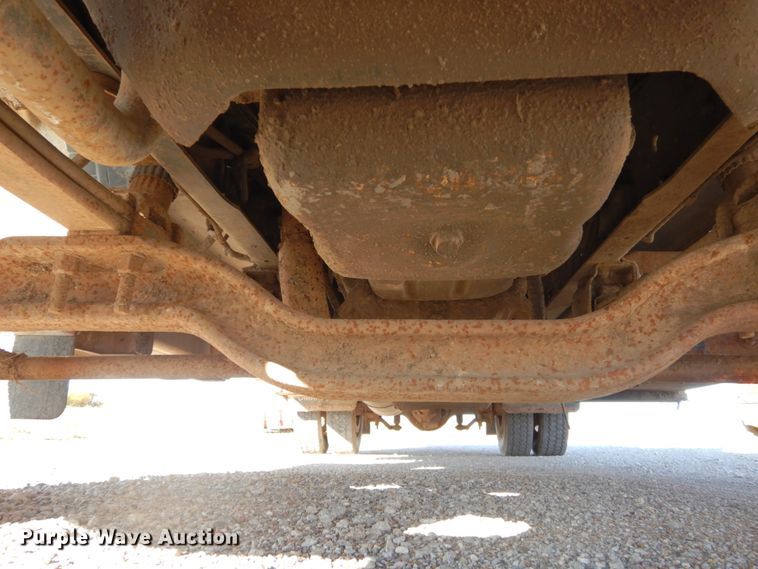 image for item DH6702 1995 Ford F800  dump flatbed truck