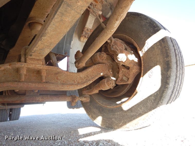 image for item DH6702 1995 Ford F800  dump flatbed truck