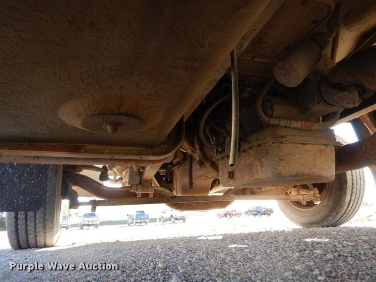 image for item DH6702 1995 Ford F800  dump flatbed truck