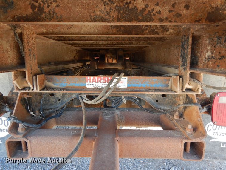 image for item DH6702 1995 Ford F800  dump flatbed truck