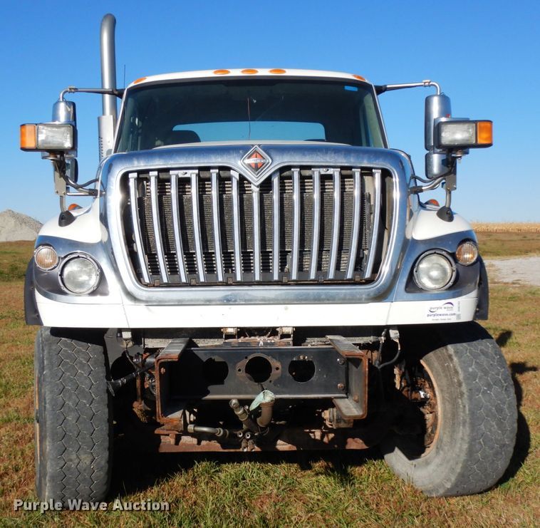 image for item DH6703 2014 International WorkStar 7600 SFA  truck cab and chassis