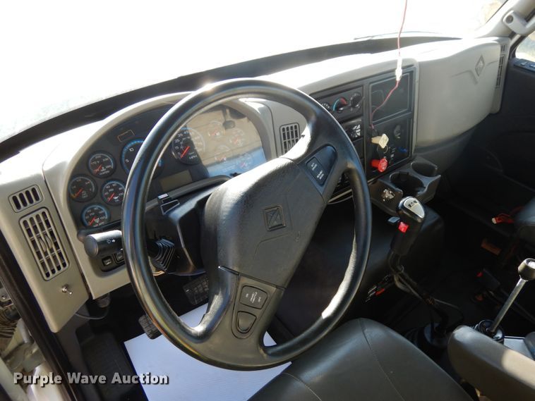 image for item DH6703 2014 International WorkStar 7600 SFA  truck cab and chassis