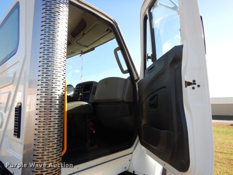 image for item DH6703 2014 International WorkStar 7600 SFA  truck cab and chassis