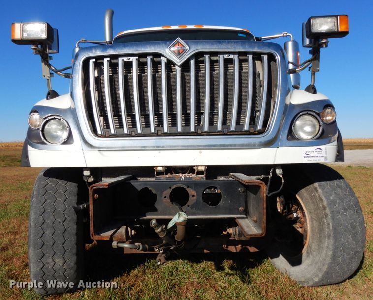 image for item DH6703 2014 International WorkStar 7600 SFA  truck cab and chassis