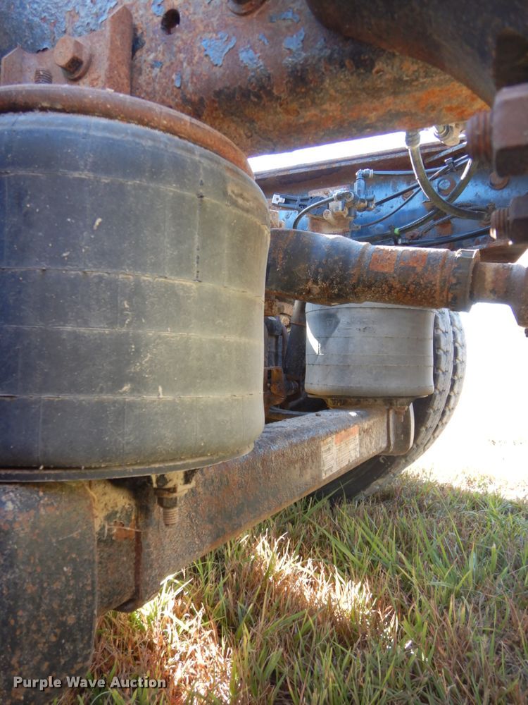 image for item DH6703 2014 International WorkStar 7600 SFA  truck cab and chassis