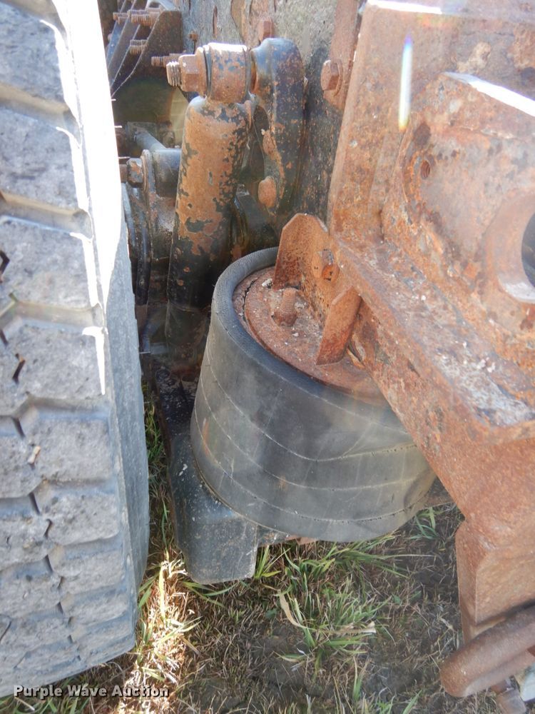 image for item DH6703 2014 International WorkStar 7600 SFA  truck cab and chassis