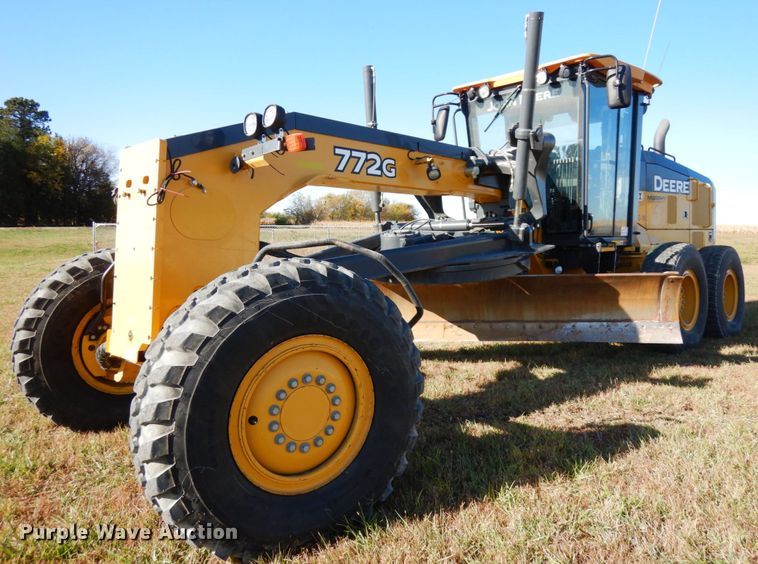 image for item DH6704 2014 John Deere 772G  motor grader