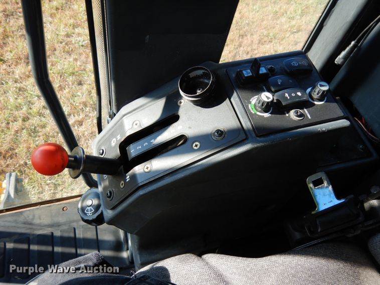 image for item DH6704 2014 John Deere 772G  motor grader