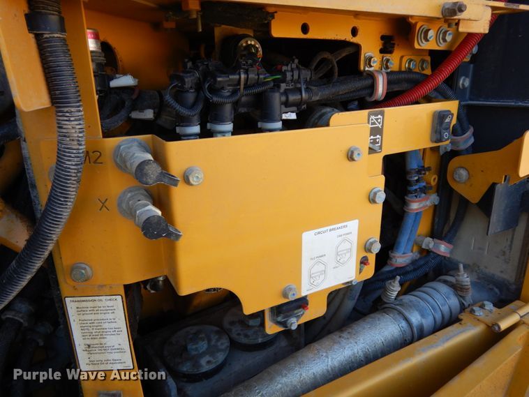 image for item DH6704 2014 John Deere 772G  motor grader