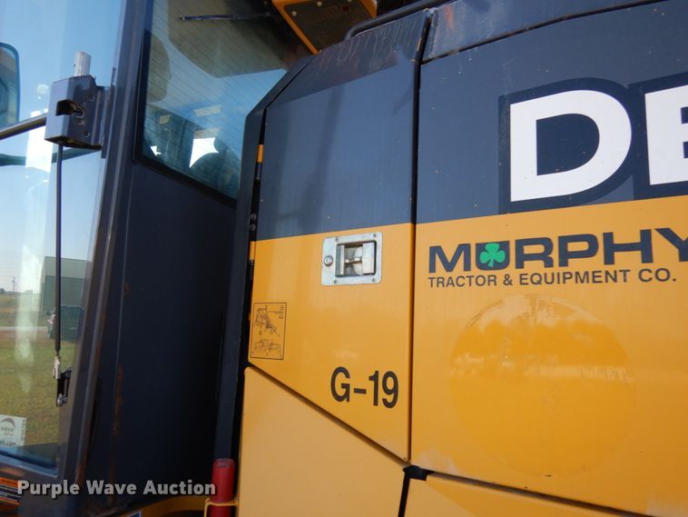 image for item DH6704 2014 John Deere 772G  motor grader