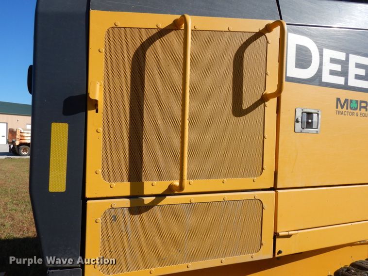 image for item DH6704 2014 John Deere 772G  motor grader