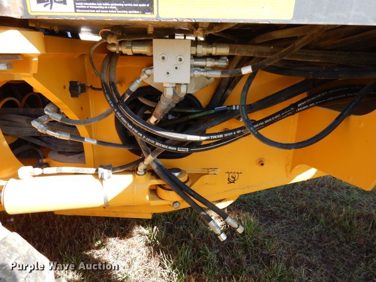 image for item DH6704 2014 John Deere 772G  motor grader