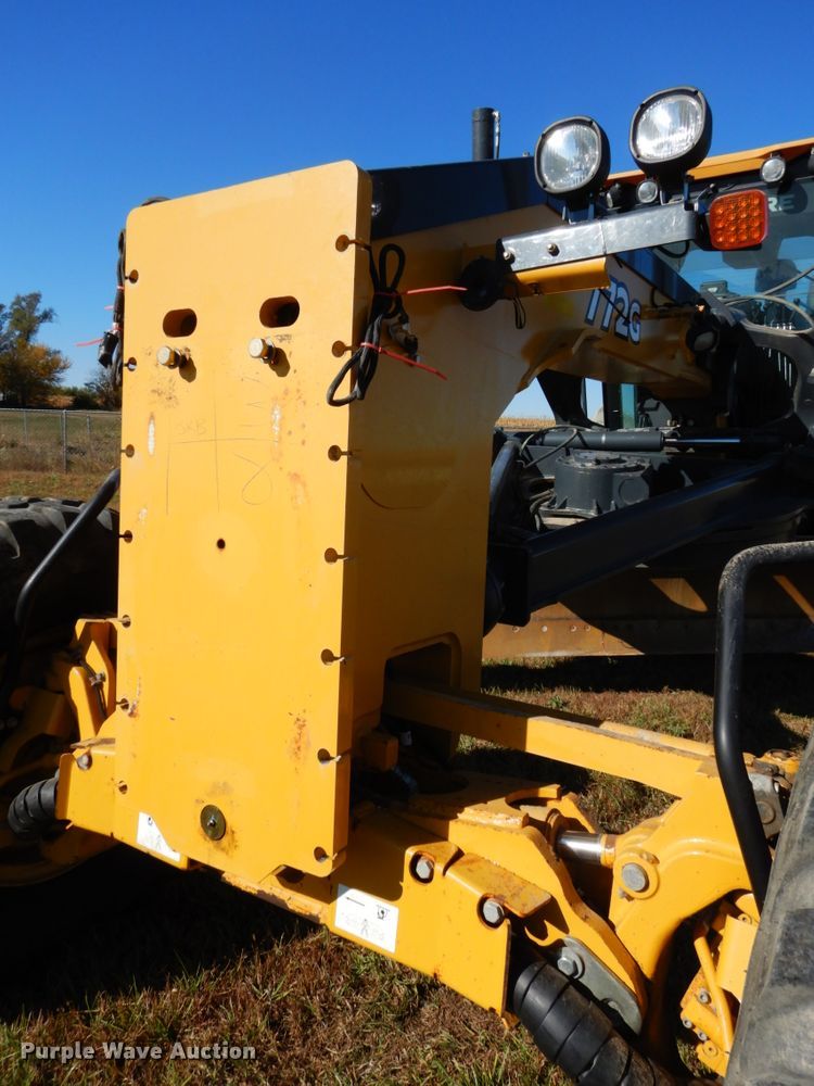 image for item DH6704 2014 John Deere 772G  motor grader