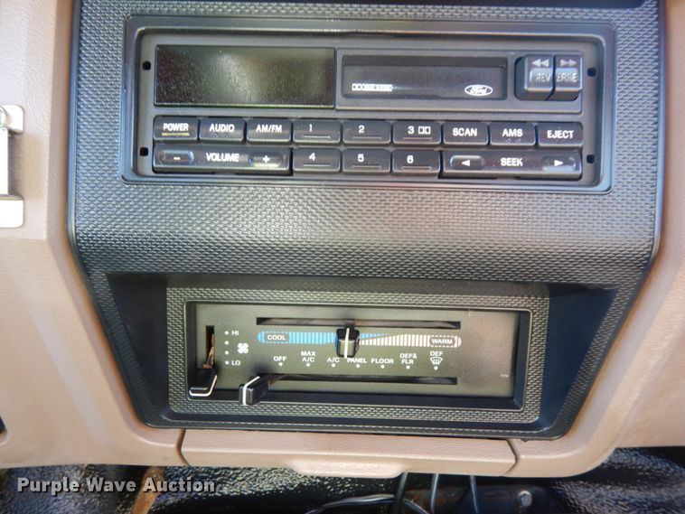 image for item DH6705 1995 Ford F800  dump flatbed truck