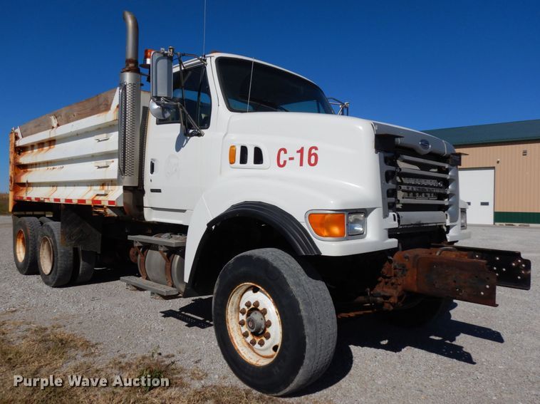 image for item DH6706 2006 Sterling LT9500  dump truck