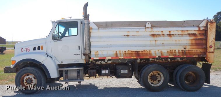 image for item DH6706 2006 Sterling LT9500  dump truck