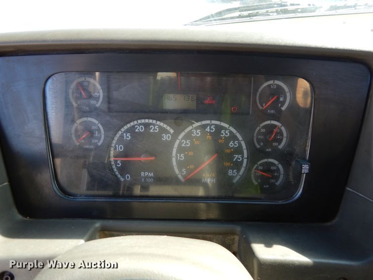 image for item DH6706 2006 Sterling LT9500  dump truck