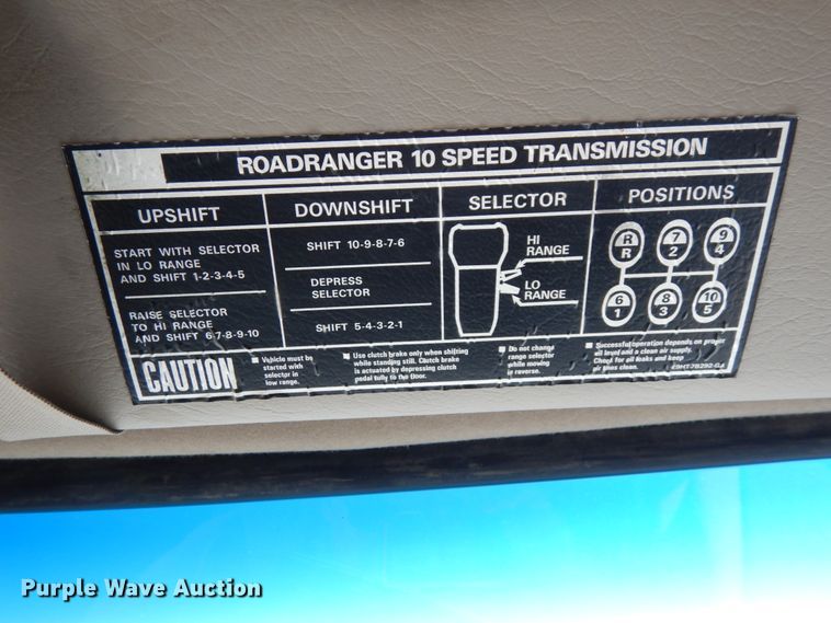 image for item DH6706 2006 Sterling LT9500  dump truck