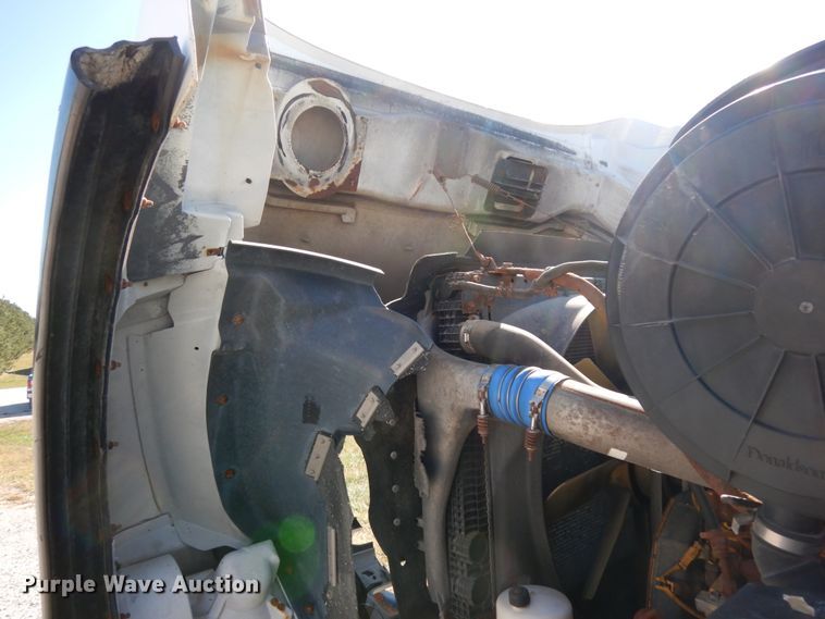 image for item DH6706 2006 Sterling LT9500  dump truck