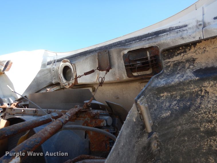 image for item DH6706 2006 Sterling LT9500  dump truck