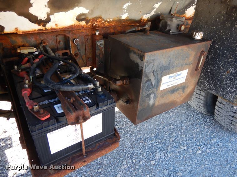 image for item DH6706 2006 Sterling LT9500  dump truck