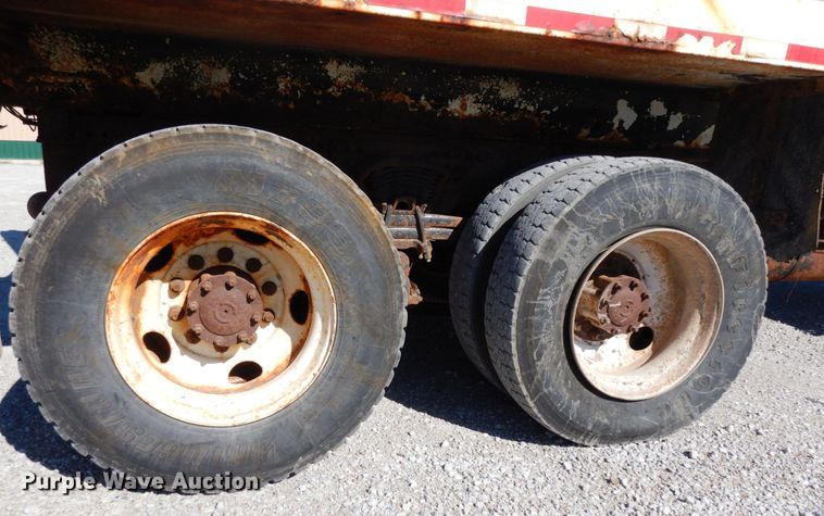 image for item DH6706 2006 Sterling LT9500  dump truck