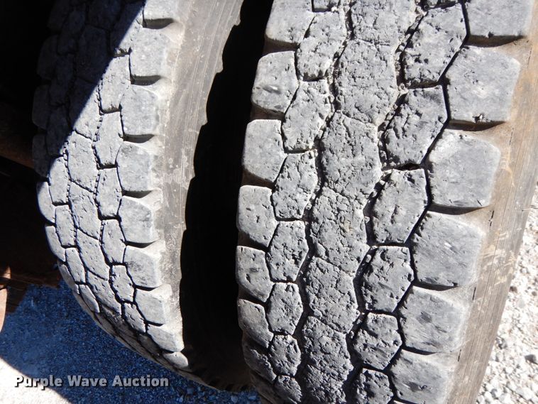 image for item DH6706 2006 Sterling LT9500  dump truck