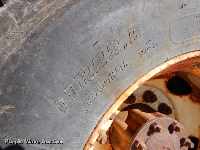 image for item DH6706 2006 Sterling LT9500  dump truck