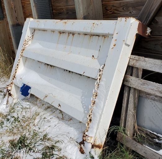 image for item DH6706 2006 Sterling LT9500  dump truck