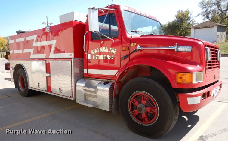 image for item DH6717 1992 International 4900  pumper fire truck