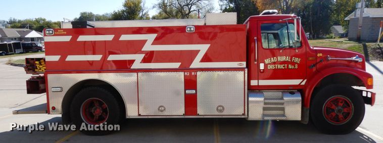 image for item DH6717 1992 International 4900  pumper fire truck