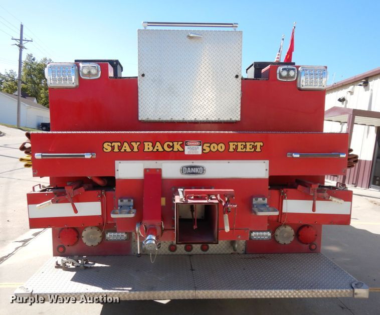 image for item DH6717 1992 International 4900  pumper fire truck