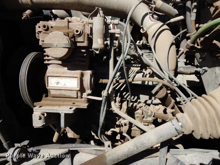 image for item DH6717 1992 International 4900  pumper fire truck